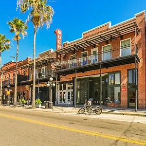 https://stunning-studio-in-ybor-city-by-frontdesk.hotelstampa.org